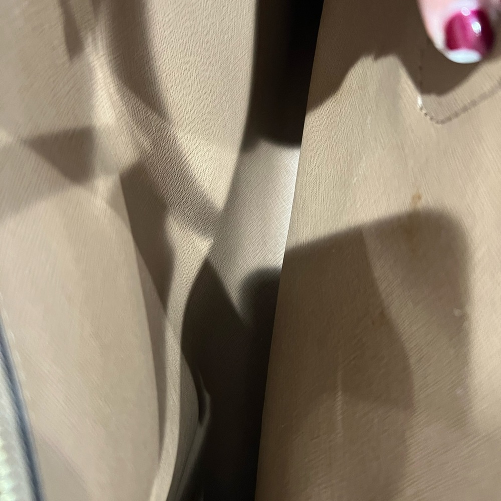 Michael Kors Tote Bag - Picture 5 of 8